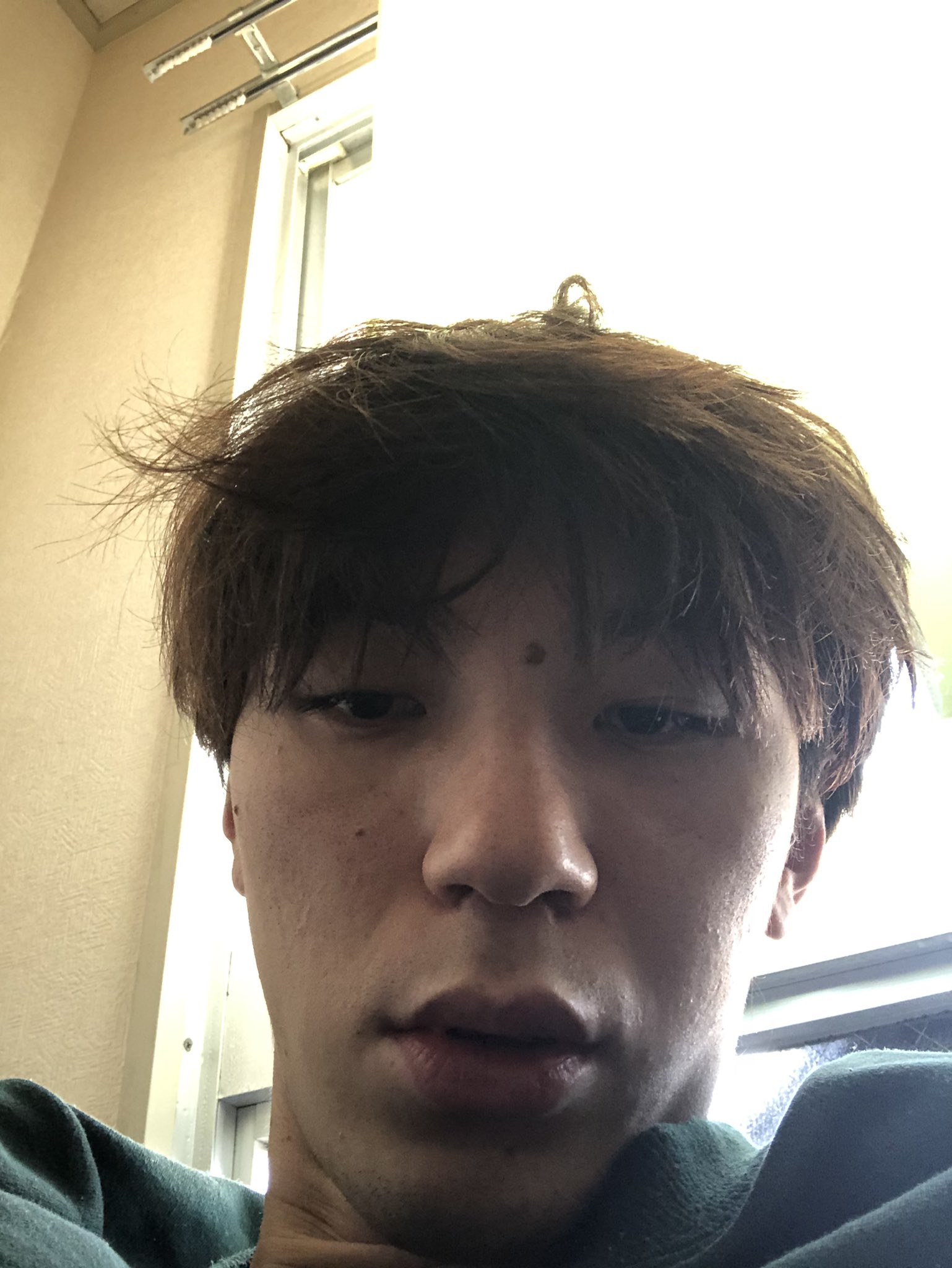 キユウナヨウタ 全一でキモい寝起きの顔撮れました T Co Dhajscmmm3 Twitter