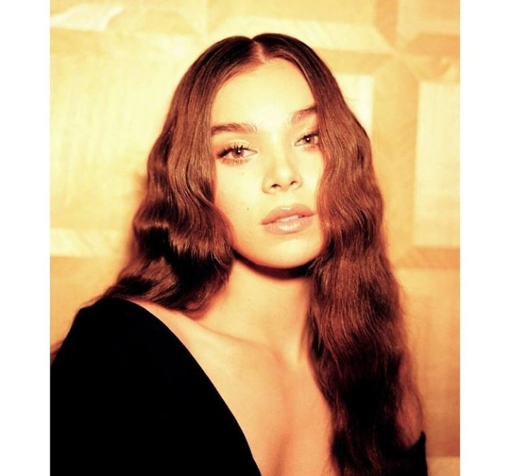 dclynchprvt's tweet photo. happy 25th birthday to the love of my life- beautiful, crazy, strong, caring. you're an amazing mother and wife, you make my days better just by being next to me ❤ again, happy 25th, babygirl, I love you ❤ @haileelynchprvt https://t.co/jTyT8Aj4Og