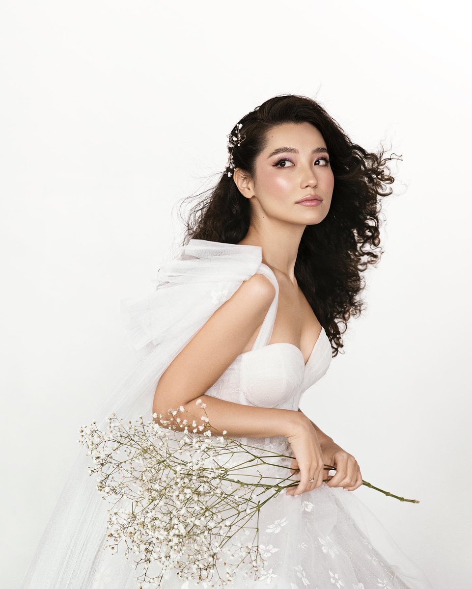 Me for Harper’s Bazaar  
L’Oréal Paris x Ellie Saab collaboration 

🧚🏼‍♀️✨🥰