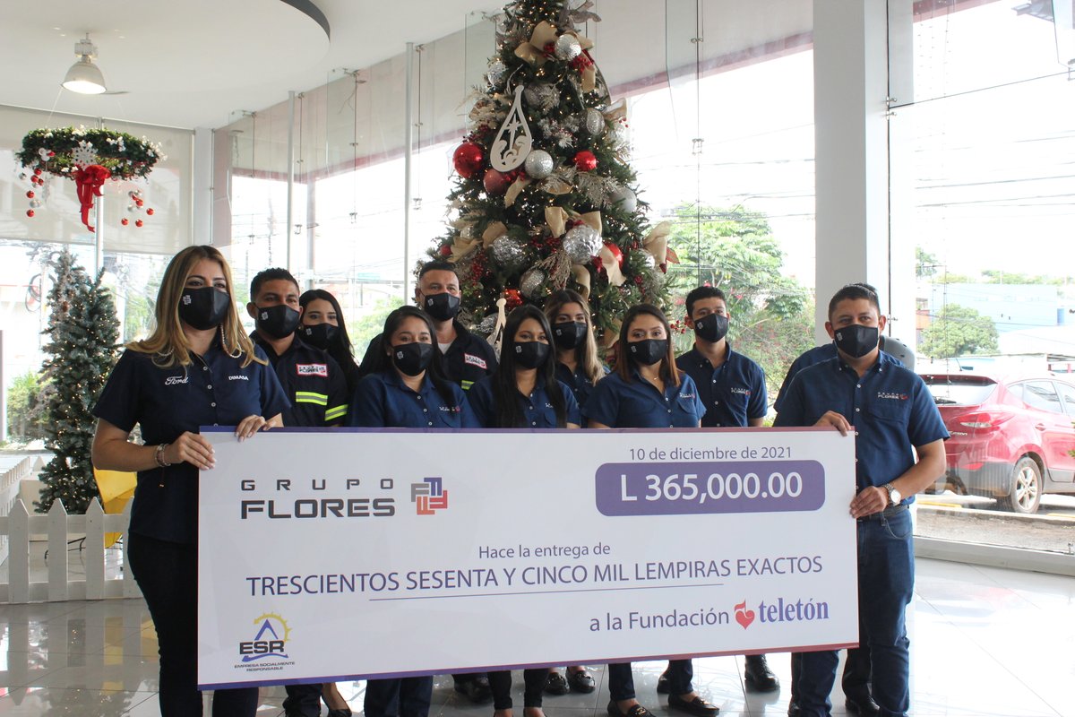 FordDimasa's tweet photo. #GrupoFlores dice presente a la Teletón 2021 haciendo la entrega de un donativo en efectivo por Lps 365,000.00

El donativo que hoy se entrega a la Fundación Teletón apoyará a las diferentes actividades de rehabilitación y proyectos 2022 

#TeletonJuntoaTi #TeletónHN2021 https://t.co/VqVT90bjKf