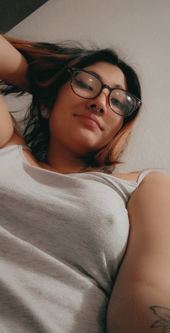 I'm selling premades, customs, and snap sessions right now. 🥵🔥 Add me at spacekitty406 I have amazing<a href="/tag/sellingcontent"class="tags"><span>#sellingcontent</span></a><a href="/tag/buyingcontent"class="tags"><span>#buyingcontent</span></a><a href="/tag/sellingcustoms"class="tags"><span>#sellingcustoms</span></a>