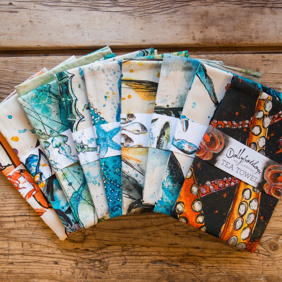 🎄 The penultimate Christmas discount day 🎄

Brighten up your home with something from the Dolly Hot Dog homeware collection with 15% off!
Code: DHD15

#christmasgift #discountcode #christmas #hivebeach #dorset
