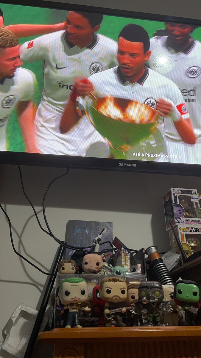realforestofc's tweet photo. É CAMPEÃO 🏆🏆🏆🏆🏆🏆🏆 O time consegue o acesso e o título após um histórico 4x2 no rival com gols de Robben, Alex e Rami Jr(2) e garante o título da 7º Divisão #WeAreForest https://t.co/CxNx1nxKtr