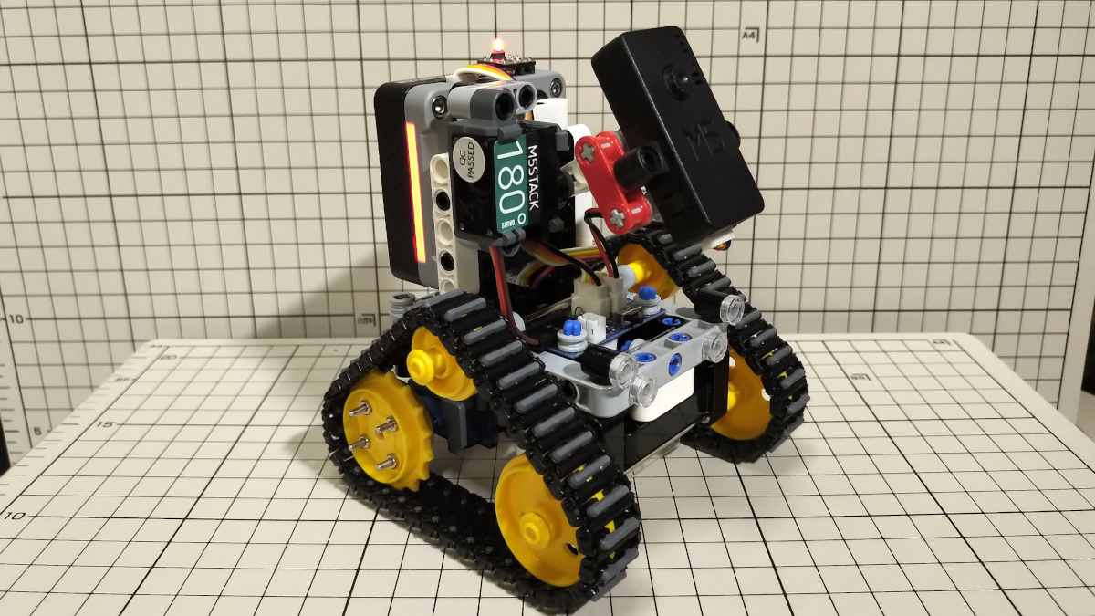 elec_leak's tweet photo. 3代目 M5RC 4号 襲名
SG90-HVの個体差があり パーツ待ち発生したが 組立て完
ネジ止めなし LEGO力少しUPかな!?
#M5Stack #M5Camera #LEGO https://t.co/8zCFrsMdOy
