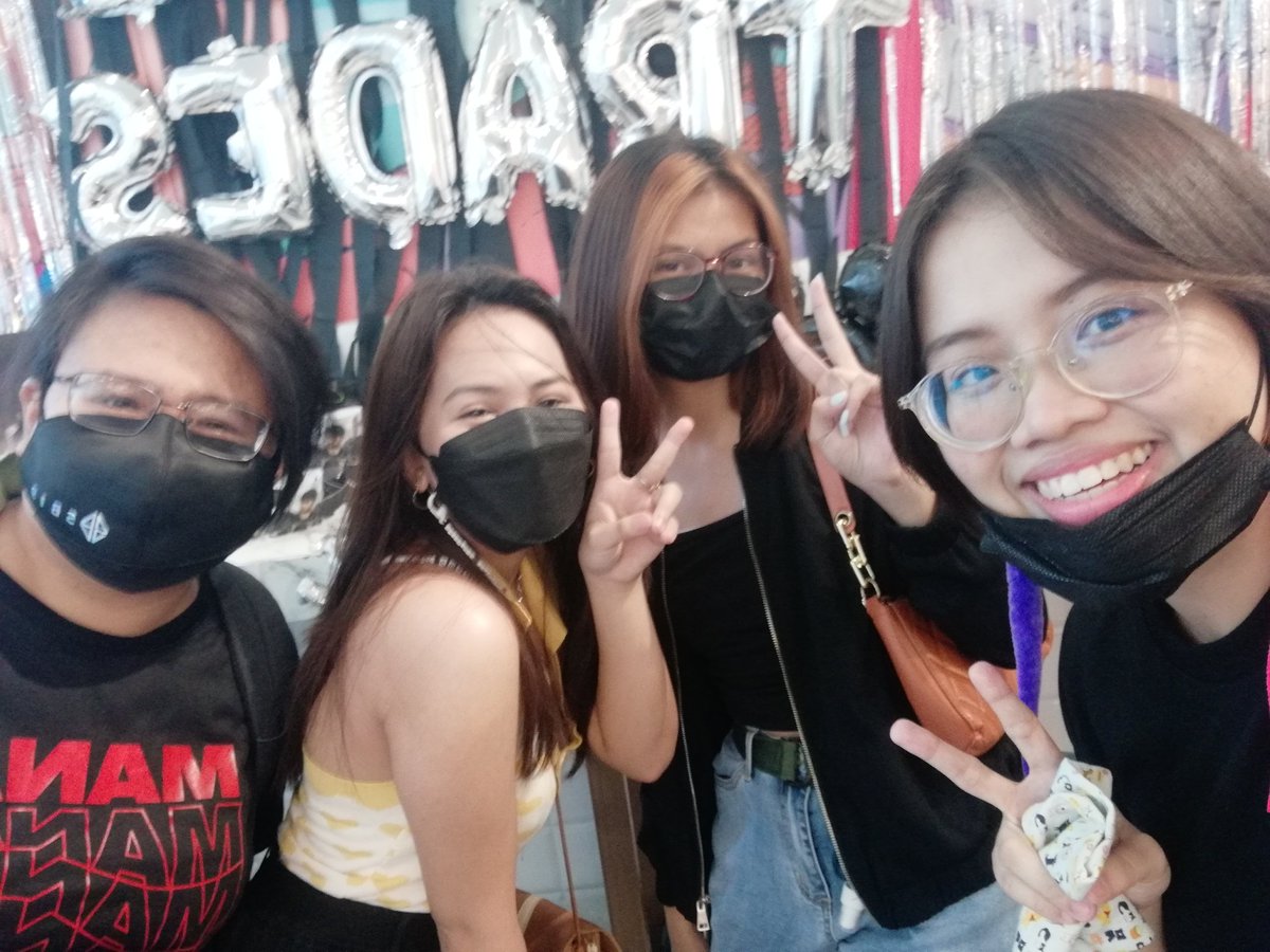 chiKEN_Felip's tweet photo. Team Batch 1 @BookedForSb19 
@ilyjahst @jcsflirts @Racheose

@SB19Official #SB19
#BookedForJosh 
#JoshOfAllTrades @JoshCullen_s https://t.co/mVLAxOz1HK