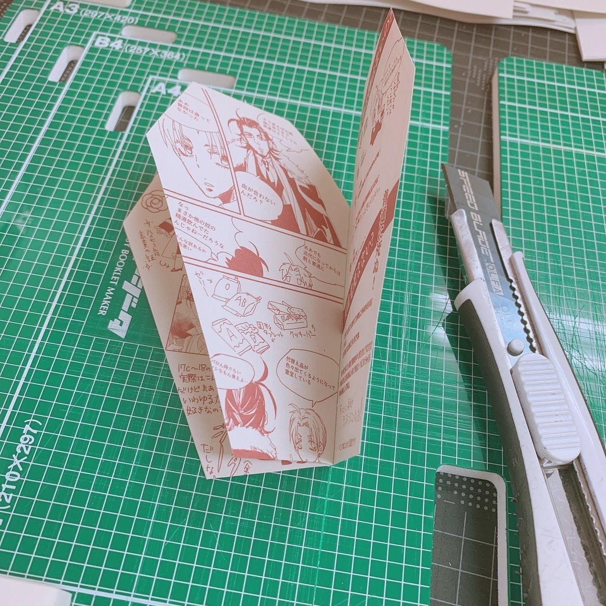 コピー本だとイベント参戦に気後れする を発端に凝った造りのコピー本がどんどん登場 モノにするのが大事だから装丁はなんでもいい の声も Togetter