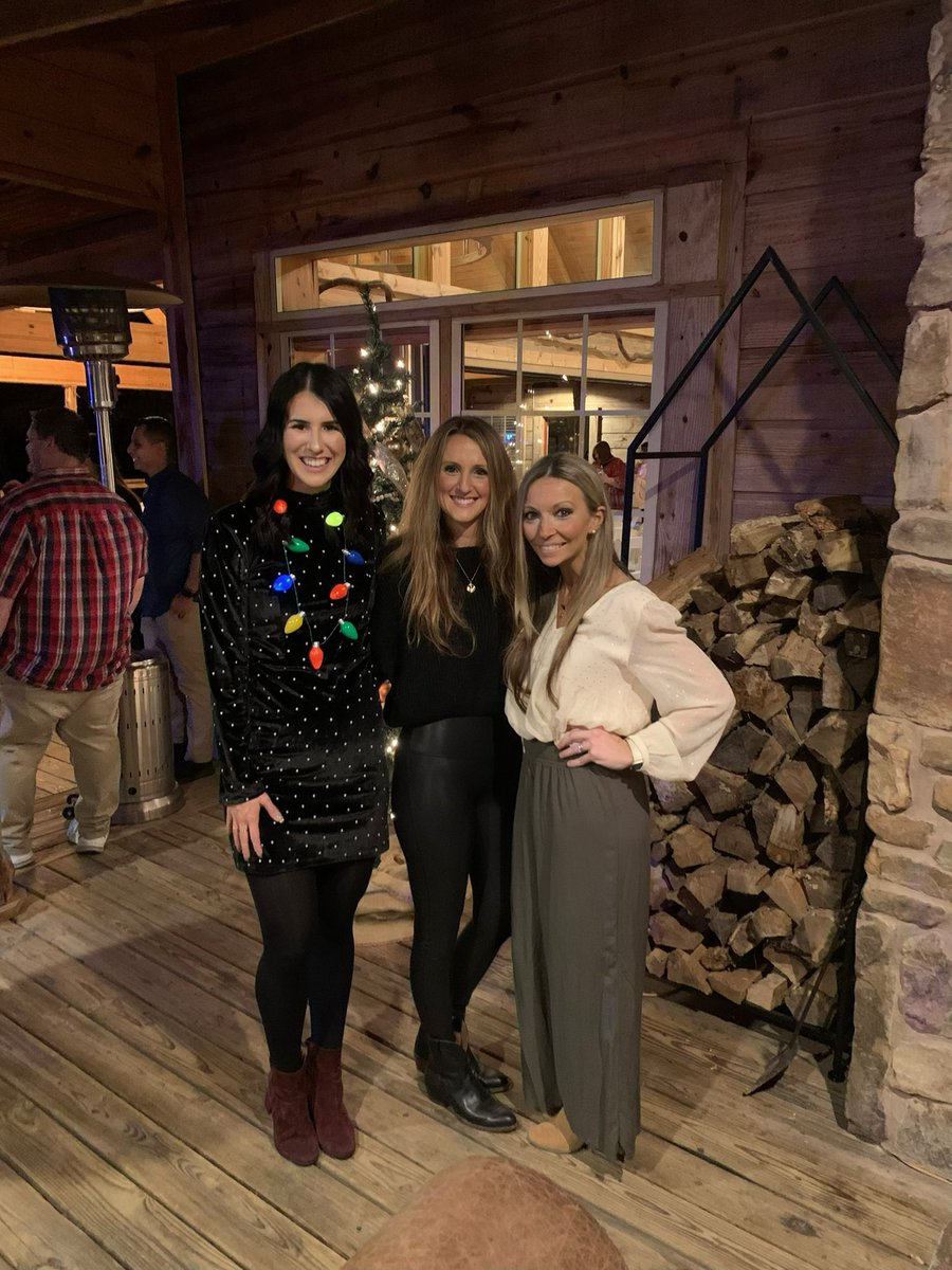 hstrickland65's tweet photo. HHS Christmas Party https://t.co/lTuaX15Bjd