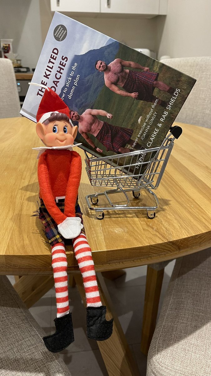 Buddy has done his Christmas shopping linktr.ee/Thekiltedcoach… #elfontheshelf  #elfontheshelf2021 #book #howtosticktothedamnplan