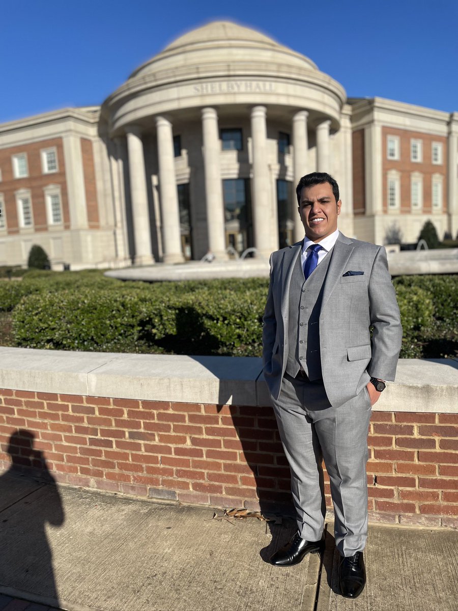 -

﴿وآخِر دَعواهُم أنِ الحَمدُ للهِ رَبِّ العَالمِين﴾

الحمدلله الذي بنعمته تتم الصالحات ..
تم بحمدالله وفضله 
تخرجي من
الولايات المتحدة الأمريكيه 
جامعة:  
The University of Alabama 
بدرجة البكالوريوس تخصص
       "هندسة مدنيه" 🎓

م. ناصر حمد الهاشمي