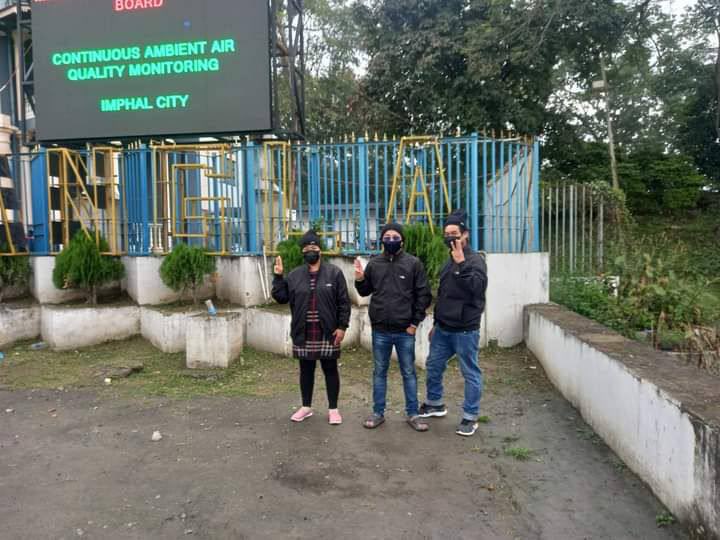 Kruene4's tweet photo. India4Myanmar handed out leaflets at Brahmin Market in Imphal, the capital of Manipur, India, where Myanmar IDPs are abducted, on Dec 10.
#CrimesAgainstHumanity
#Dec11Coup
#WhatsHappeningInMyanmar https://t.co/TdNW0oydLO