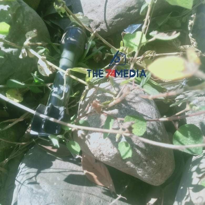 phyu391981's tweet photo. The refugees in MoeMauk tsp are now dreading that the heavy artilleries that were lobbed by junta troops on Nov 28 left unopened near Edin IDP camp and a Baptist church. #CrimesAgainstHumanity #Dec11Coup #WhatsHappeningInMyanmar https://t.co/wF7x6Qcgt4