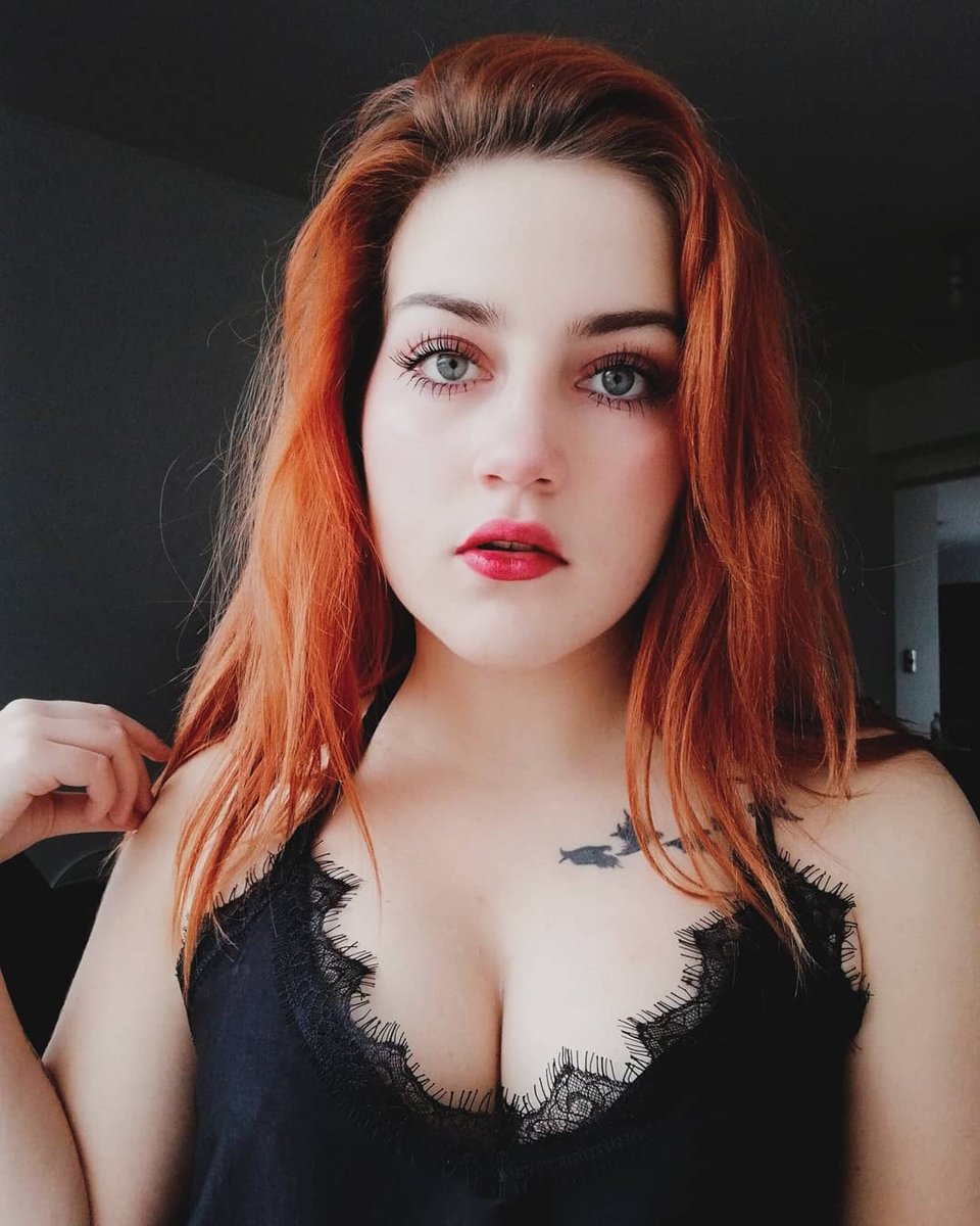 fojlavo's tweet photo. 💋🔥💋 https://t.co/ivLFb8K6an