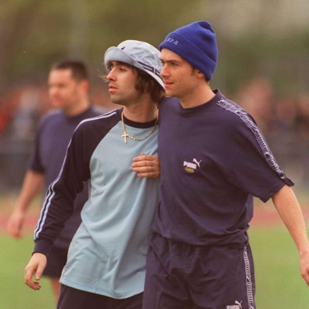 Whether you’re an Oasis or Blur fan, bring a little bit of Brit pop magic to your life and shop the Football Factory edit ⚽

ow.ly/Vvk350H83K0

#football #vintagesportswear #oasis #blur #NoelGallagher #DamonAlbarn #90s #rokitvintage