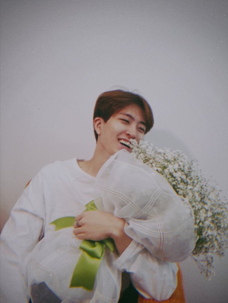 💚 ฝ้ายได้เจอทูแจแล้ว 🧡🦦👑 tweet media