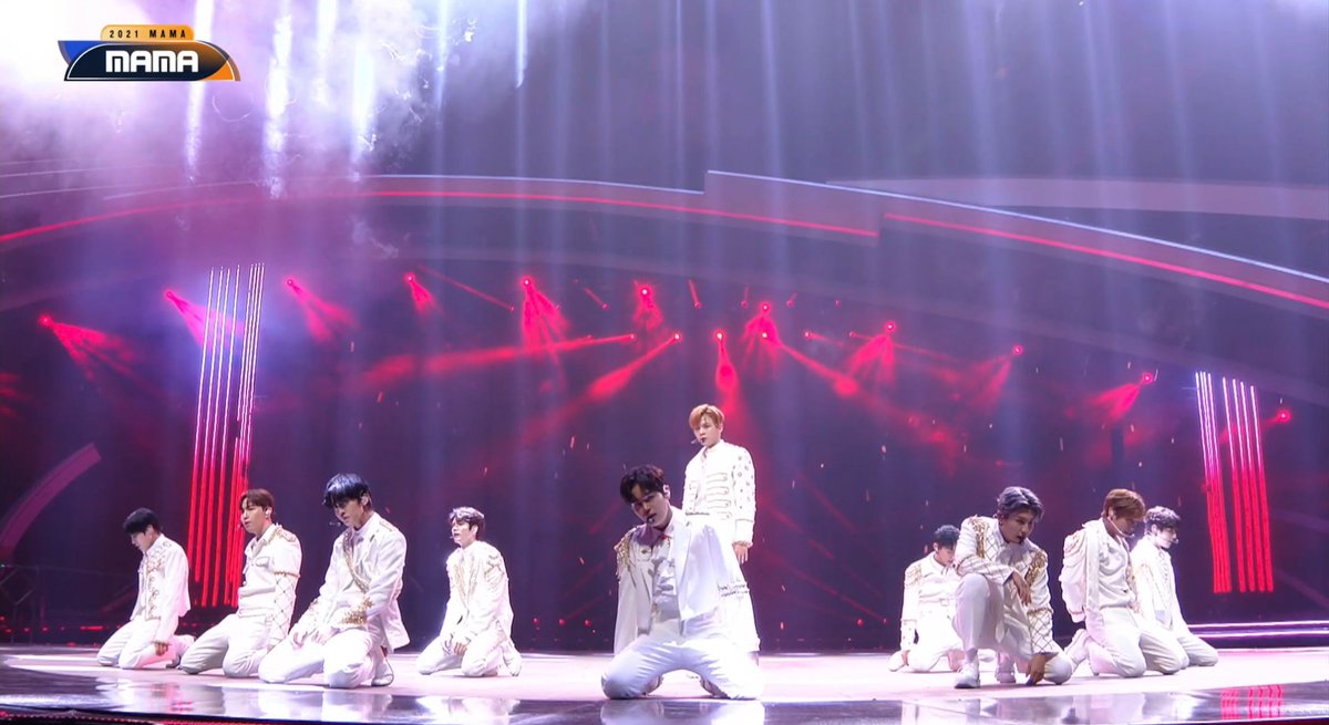 We waited years for this moment, and Wanna One did NOT disappoint 🥺 #WannaOne #2021MAMA