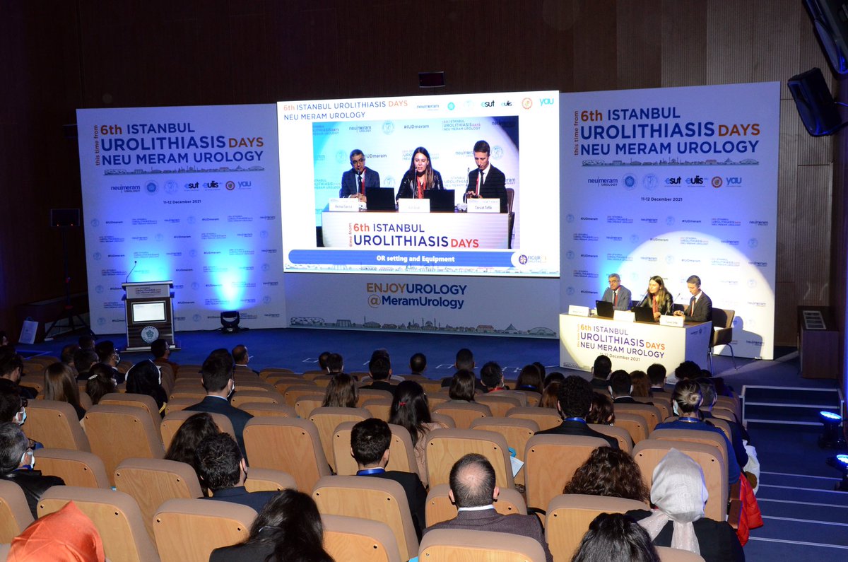 Üniversitemiz Meram Tıp Fakültesi Hastanesi'nde düzenlenen "6. İstanbul Üroloji Günleri" başladı.

12 yıldır İstanbul'da gerçekleştirilen “İstanbul Üroloji Günleri” ilk kez bu yıl Konya'da gerçekleştiriliyor. 11-12 Aralık’ta devam edecek.

Detaylar👇
erbakan.edu.tr/haber/universi…