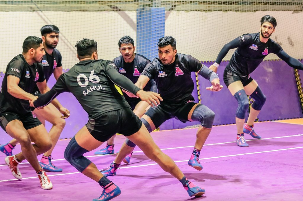You can often change your circumstances by changing your attitude.

#JaipurPinkPanthers #JaiHanuman #Topcats #PantherSquad #JPP #Jaipur #vivoProKabaddi