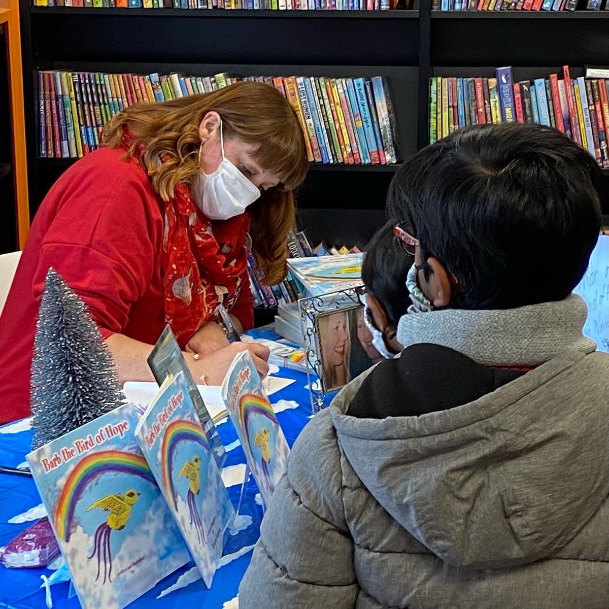 ZowieNorris's tweet photo. Thanks to those who were able to attend my first library visit. Hoping to do more too. My books are now going in 12 libraries in Rotherham 🎉🎉 🌈🐥💕#barbthebirdofhope #Rotherham #Rotherhamlibraries #wickersley #authorslife #WritingCommunity #readingisfun https://t.co/RhsIF2rT36