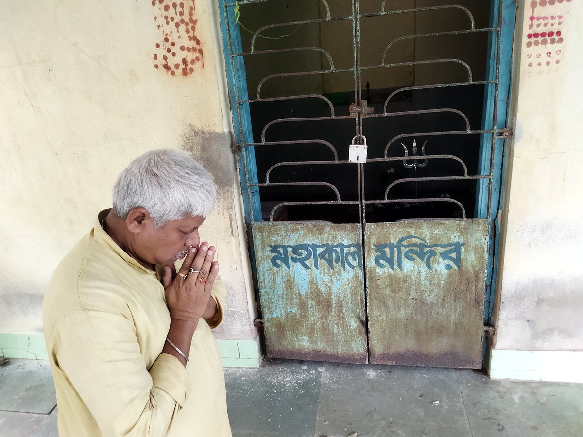 anupam_mallik's tweet photo. আজ "দিব্য কাশী ভব্য কাশী " কর্মসূচিতে মহাকাল মন্দিরে। #KashiVishwanathDham https://t.co/gGcBcR0Ct6
