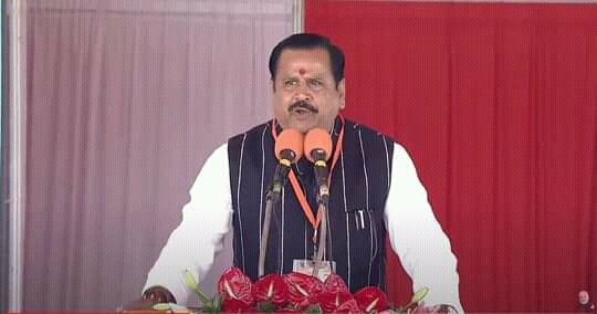 UPIrrigationDep's tweet photo. जिन्होंने किसानों के जीवन में क्रांतिकारी परिवर्तन किया है, हर खेत तक पानी पहुँचाने का संकल्प लिया है| ऐसे भारत के यशस्वी प्रधानमंत्री श्री @narendramodi जी का माँ पाटेश्वरी की धरती पर मैं हार्दिक स्वागत एवं अभिनन्दन करता हूँ
#यूपी_की_सिंचाई_क्रांति https://t.co/YUZ4Zt8M69
