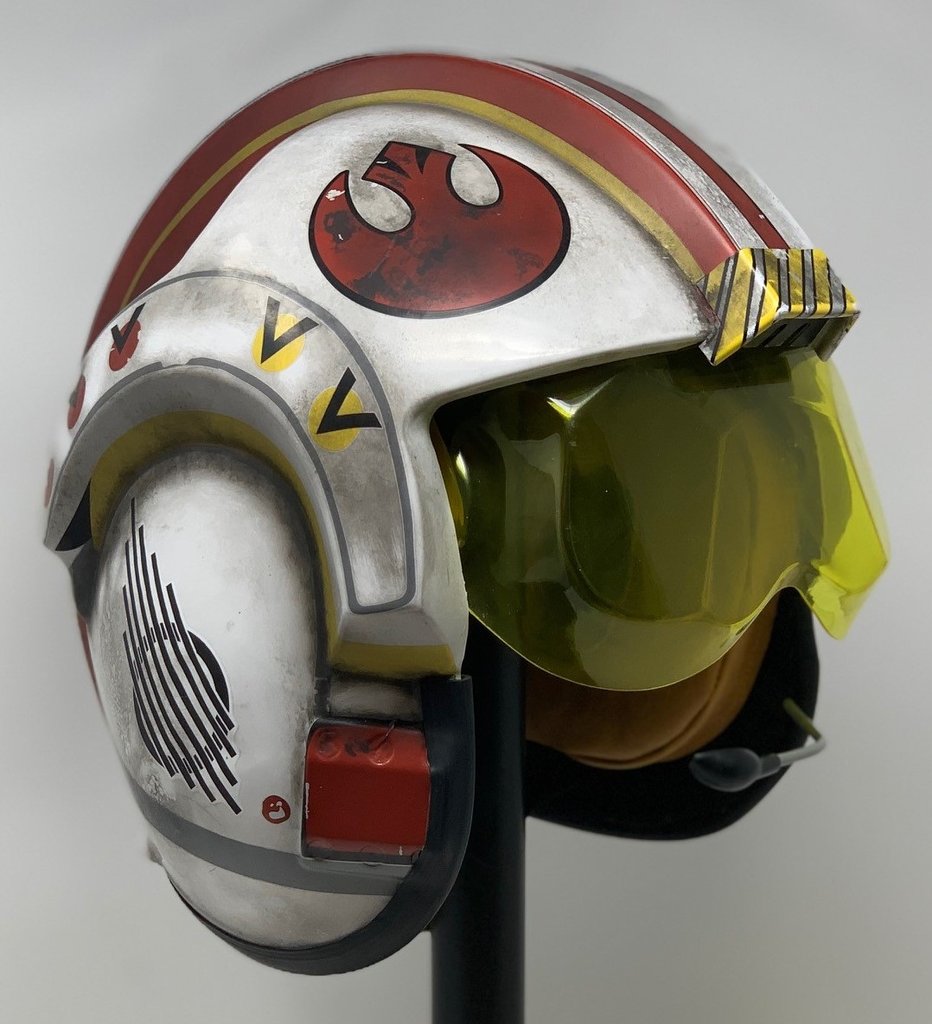 Luke Skywalker Rebel Pilot Helmet Star 