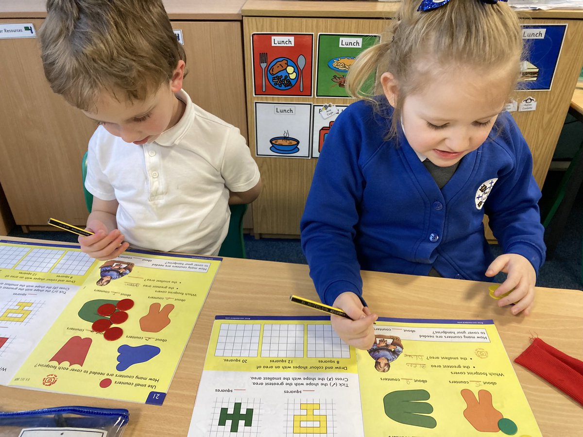 LcscP2a's tweet photo. This week we were learning to measure the area of a shape using counters and counting squares. We loved making our own shapes for our friends to measure by counting squares #challenge #partnerworking https://t.co/kwYsAtyv8k