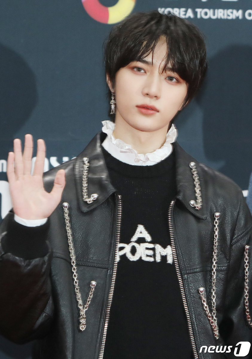 hyoooor1's tweet photo. ボムギュカッコ良すぎる
#txt #MAMAVOTE https://t.co/ZqbgMNJ6ox