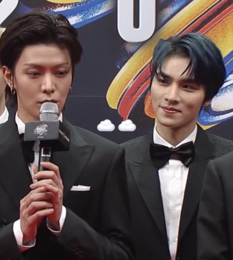 itsjuntastic's tweet photo. XIAOJUN BAKA MATUNAW SI YUTA HAHAHAHHAHAHAHHAHAHHAHA https://t.co/aG90wXmFw5