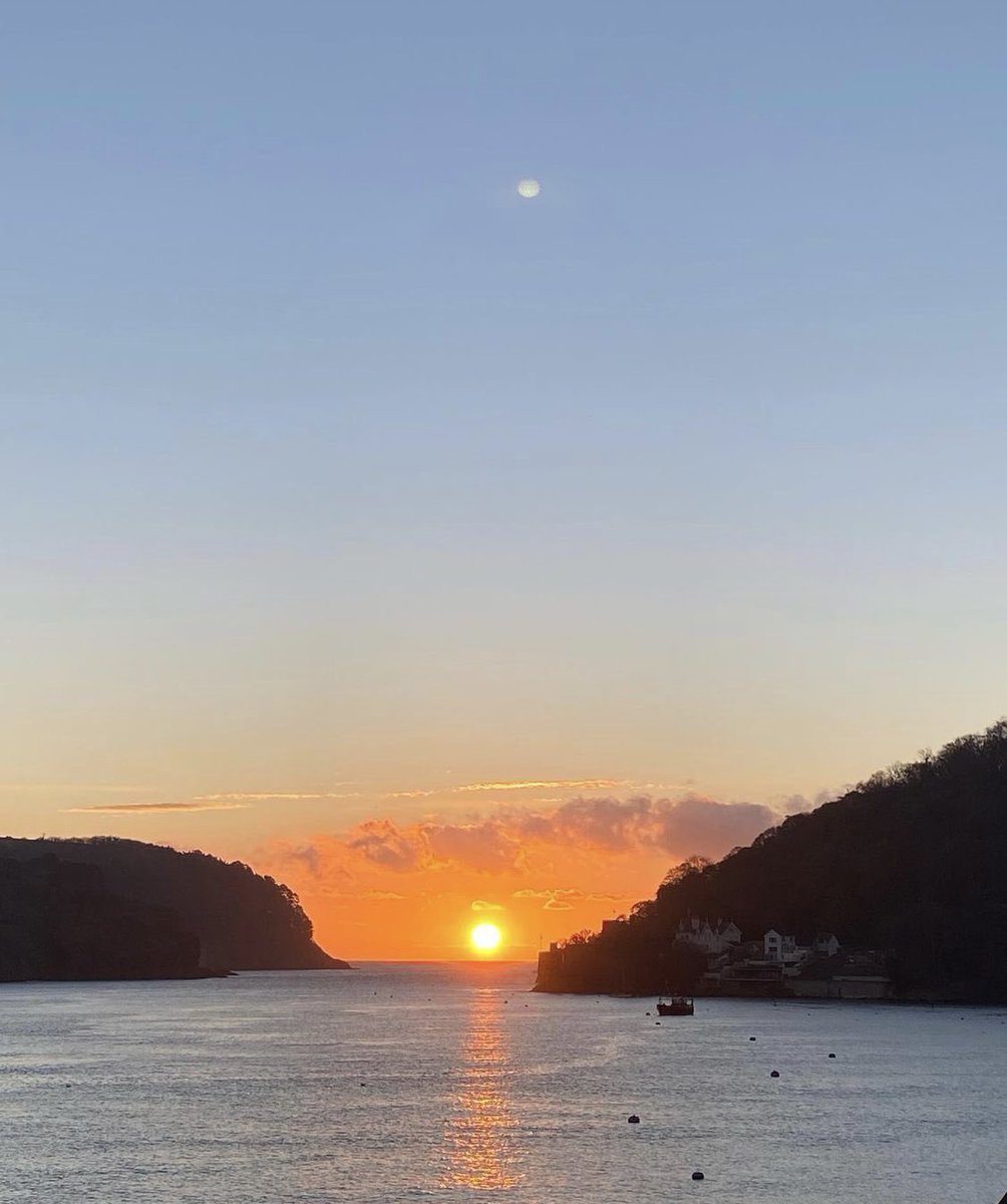 Dreamy Dartmouth sunrise, earlier this week #Dartmouth #sunrise