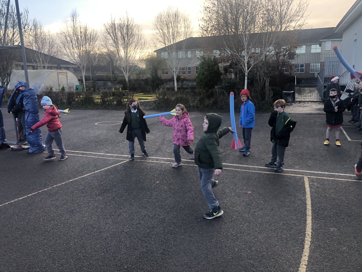 RangClaire's tweet photo. Bhaineamar an-taitneamh as an fearais spóirt ón North Tipp Sports Partnership an téarma seo. Go raibh míle maith agaibh! #tippcoco ⁦@GaelscoilAU⁩ https://t.co/YIdu7SOPuS