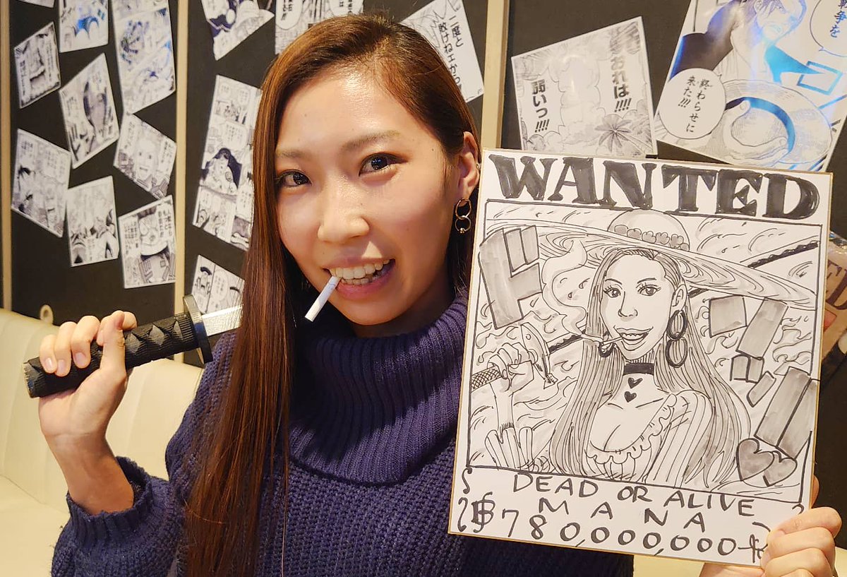 ずーっと延期になってた大阪難波心斎橋あたりのバーDさんで似顔絵イベント1日目!大阪はノリが良くて個性的な方がたくさんくるので大好き!お店もかなりパワーアップしてました⭐
みんなこの世界の主人公