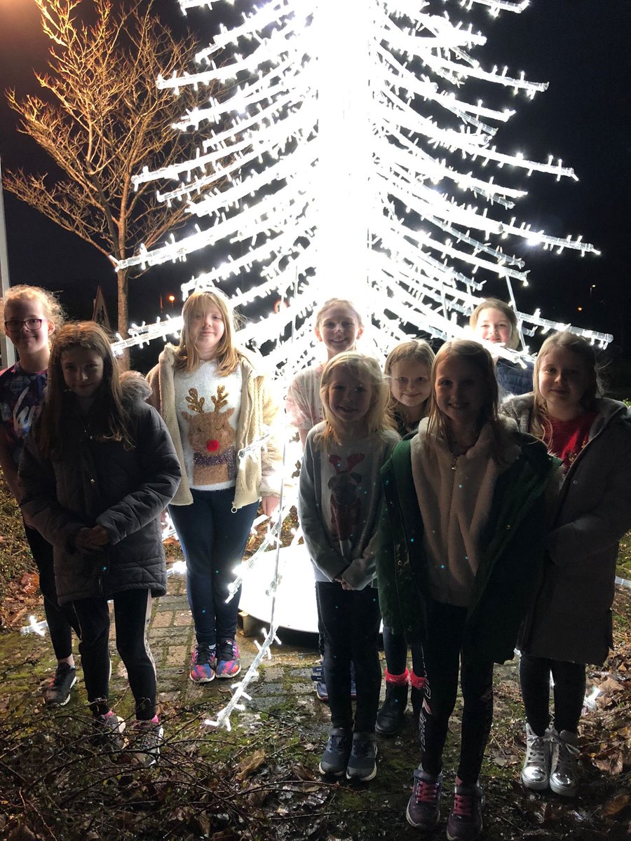 Our young engagement project #Alternatives in Ballymoney finished up last night with a festive celebration. 

With the support of our dance artist Rebecca Wallace, these young dancers have worked really hard and we all wish them well and, of course, a very Happy Christmas! 🎄