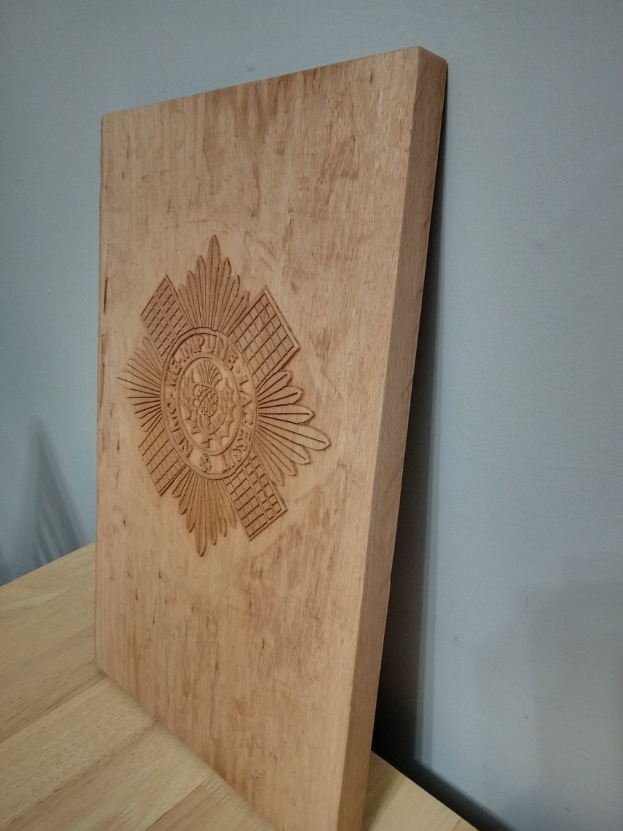 Morning <a href="/UKGiftHour/">UKGiftAM</a>, it's #Saturday!  My handmade wooden wall plaques could be the answer to that special gift. 
#handmade #Veterans