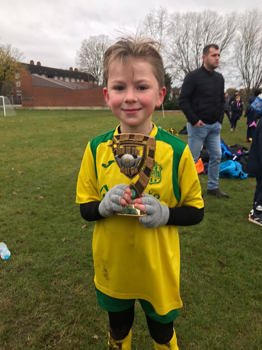 🏆⚽️ PLAYER OF THE MATCH - SUNDAY 5th DECEMBER ⚽️🏆

A huge well done to you all and good luck in your games at the weekend! 💚💛

#UpTheMonty #SelkentLeague

<a href="/MontyFC19/">SamuelMontaguFootballClub</a> <a href="/CraigHo85702437/">Craig Holloway</a>