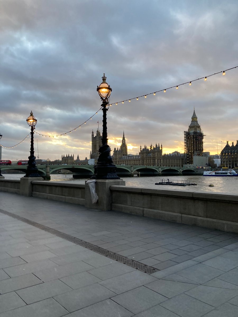 HelenAmbler7's tweet photo. #NFTs how’s your week been ?

I went to london ! https://t.co/hRkk8GNrpt