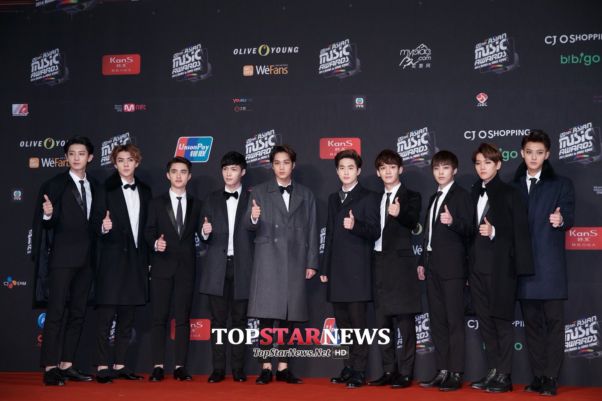 peachaces's tweet photo. They’re still the highlight of MAMA btw and it’s not the same without exo https://t.co/Lk6RpoxVNq