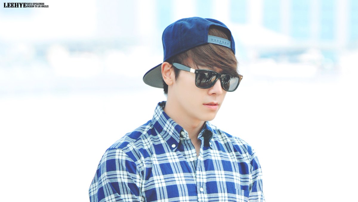 DHL00K's tweet photo. 🧢🕶️
#동해  #DONGHAE https://t.co/QRuPXE6uhK