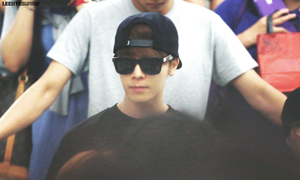 DHL00K's tweet photo. 🧢🕶️
#동해  #DONGHAE https://t.co/QRuPXE6uhK