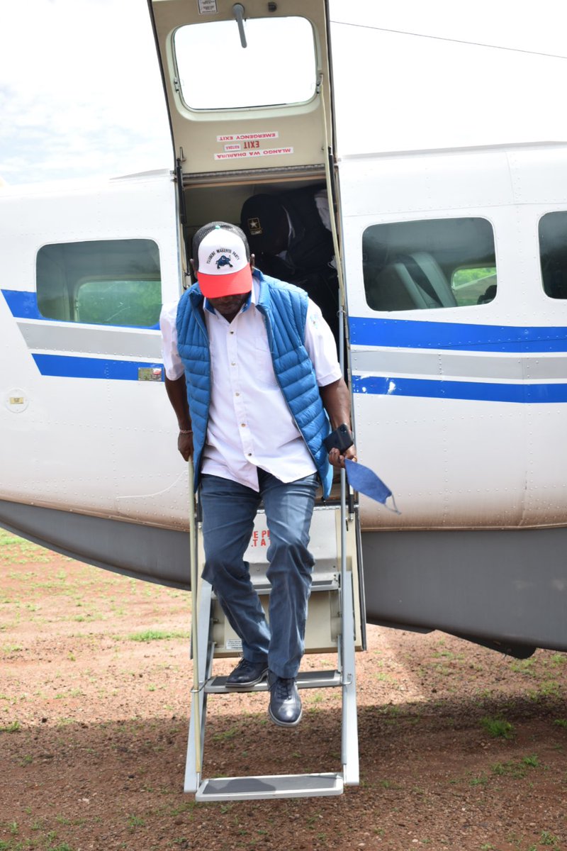 Tujibebeparty's tweet photo. Party leader @honkabogo has arrived in Mahoo Ward, Taita Taveta county for a series of engagements, among them to drum up support for the party candidate Samwel obwoge ahead of the by-elections slated for the 16th of December 2021.
#tujibebe #TujengeTaifa #Mahoo https://t.co/nBQErb6oFj