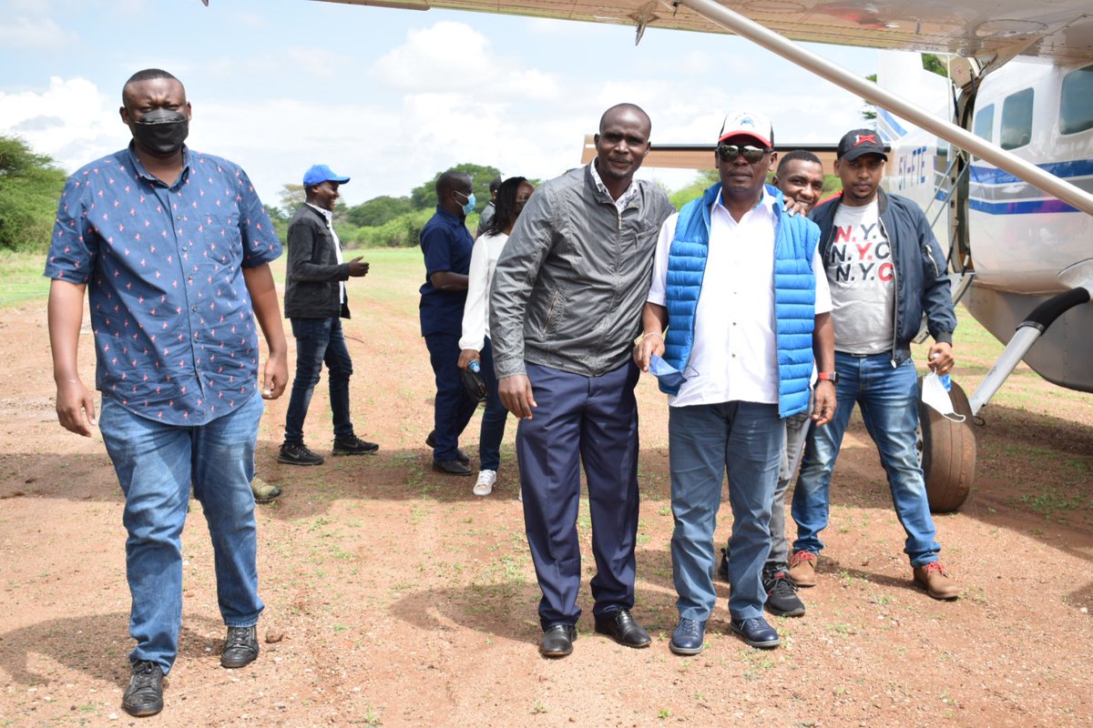 Tujibebeparty's tweet photo. Party leader @honkabogo has arrived in Mahoo Ward, Taita Taveta county for a series of engagements, among them to drum up support for the party candidate Samwel obwoge ahead of the by-elections slated for the 16th of December 2021.
#tujibebe #TujengeTaifa #Mahoo https://t.co/nBQErb6oFj