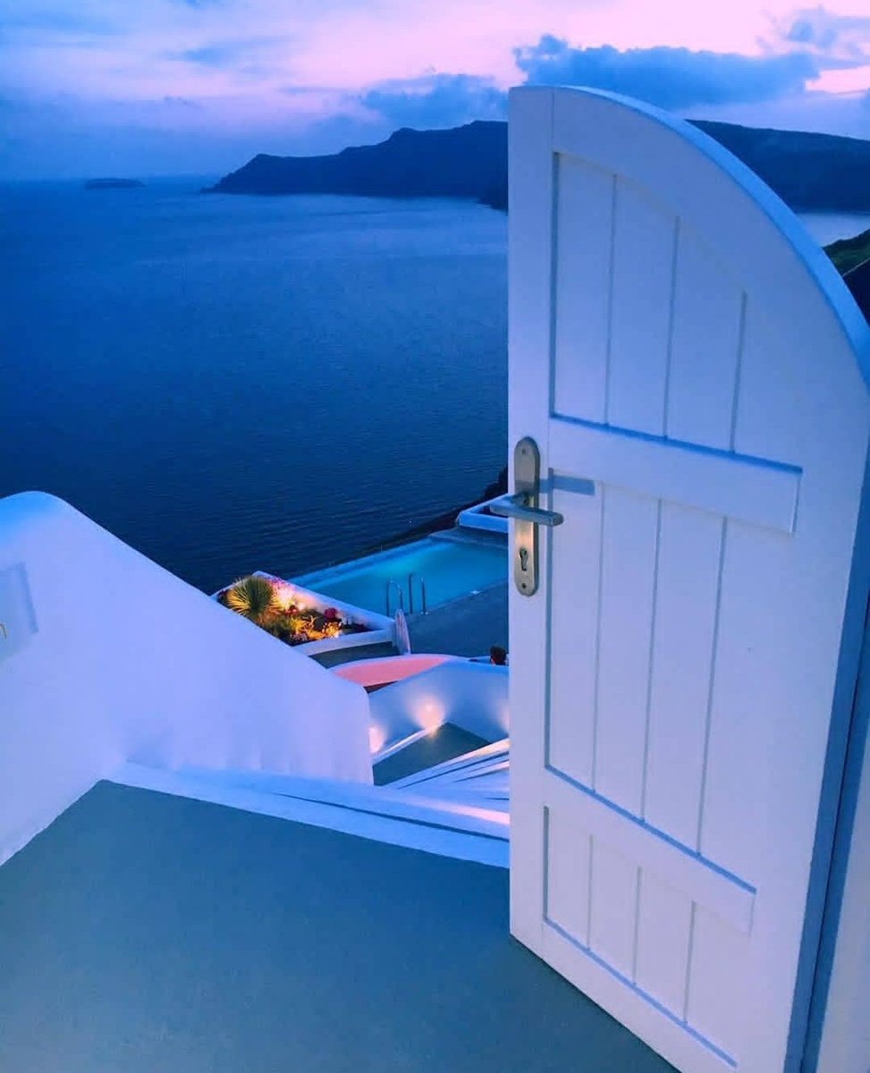 TripKeya's tweet image. 𝙎𝙖𝙣𝙩𝙤𝙧𝙞𝙣𝙞 𝙄𝙨𝙡𝙖𝙣𝙙
Greece 🇬🇷

#Greece #Greece2021 #santorinichallenge 
#travel #travelphotography #traveling #nature #NaturalBeauty #NatureBeauty 

📸 Via: santorini.app