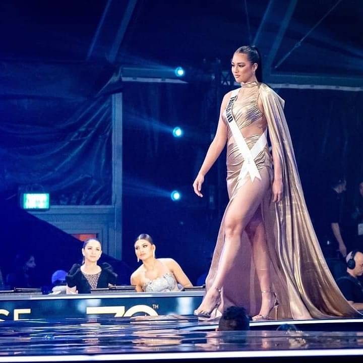 khao3see's tweet photo. สู้ๆนะที่รัก แอดเชียร์สุดขาดใจ 🇹🇭🇹🇭 "แอนชิลี สก๊อต เคมมิส"  

#ข่าวสามสี #MissUniverse #MissUniverse2021 #แอนชิลี #RealSizeBeauty

Cr.IG annscottkemmis https://t.co/WlmT3QBUvs