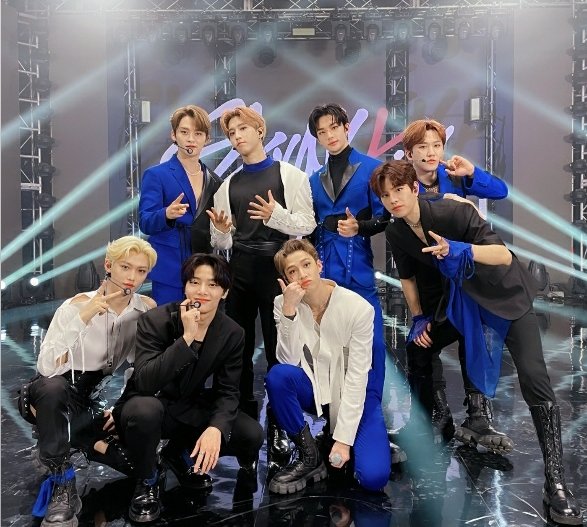 amibe1234's tweet photo. STRAY KIDS ON MAMA 2021
#MAMA2021_StrayKids
@Stray_Kids #MAMAVOTE    #StrayKids11thWin https://t.co/xRaKU0F8GT