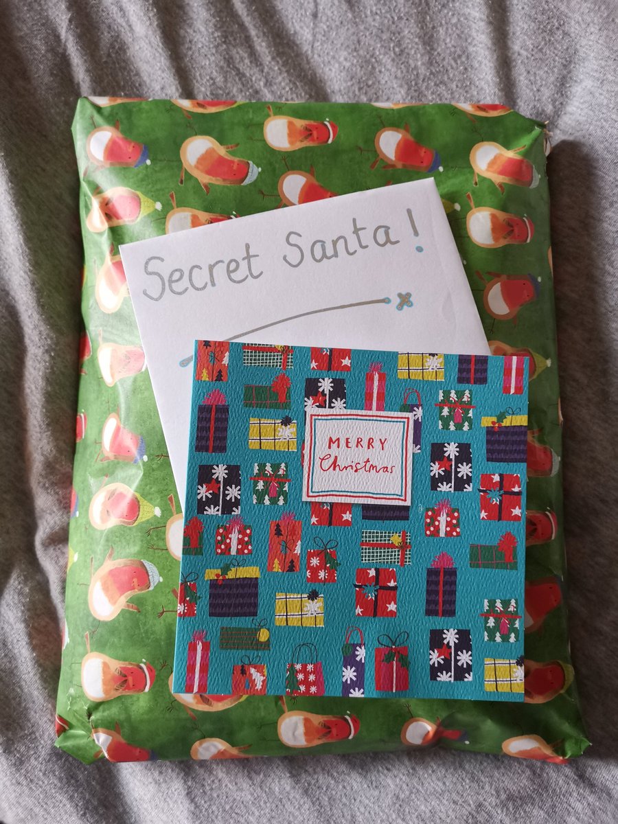 Very exciting post this morning @_Reading_Rocks_ my #RR_SecretSanta arrived.