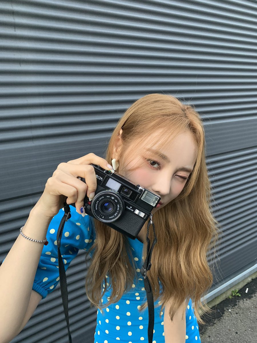 chuusoulthinks's tweet photo. chuusoul with cameras https://t.co/GX7rLA1KMl
