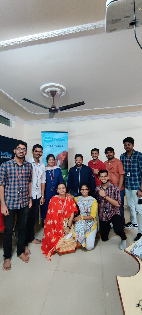 Sameera_Pantula's tweet photo. Had a good start with salesforce "trailblazer community" group 
#BAM 
@satyagoluguri 
@MVGRCEA 
@kavindrapatel 
@SfdcKiran 
@Bhanz19
@amandabauman https://t.co/pEwqyh9H0e
