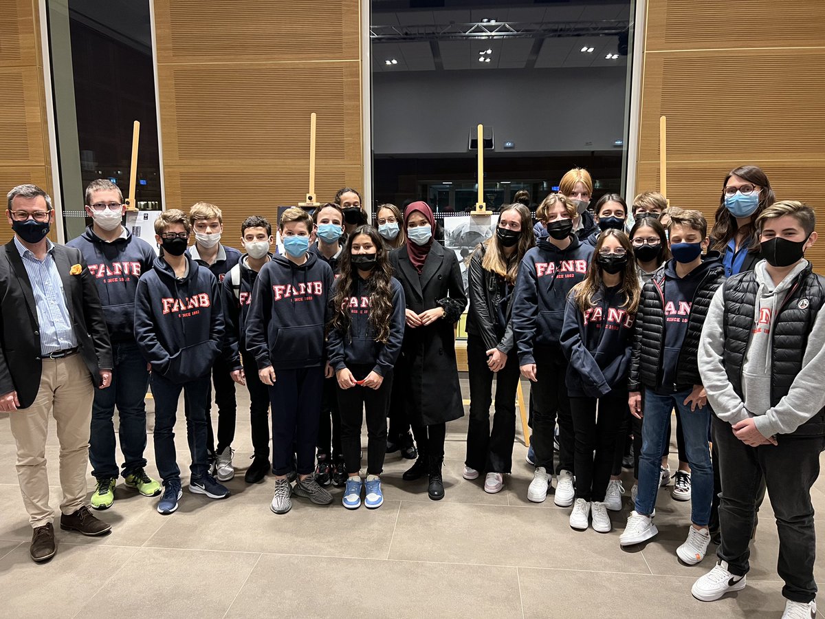 Ce_Schmitt's tweet photo. “Nous ferons de chez nous, un chez vous”.

👏 👏 aux élèves du collège FANB à Monaco pour vos mots et votre participation active &amp; engagée à #InterAct2021 #aveclesréfugiés 

🙏🙏 aux intervenants, @GvtMonaco, et l’équipe FANB! 

Ensemble on est plus forts. https://t.co/TZSpG77b5t