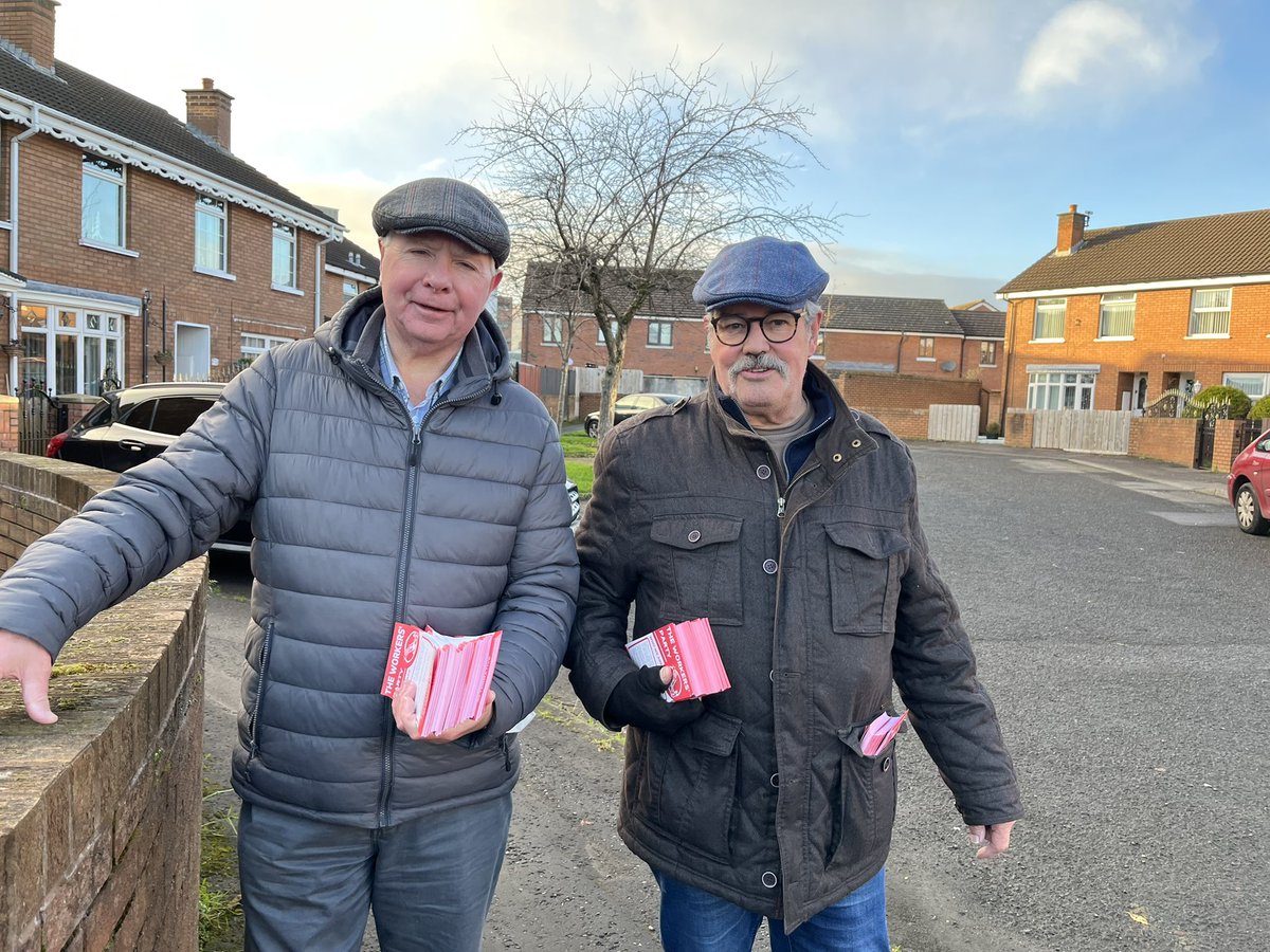 workersparty's tweet photo. ❄️We were out and about in a cold and wet west Belfast with our new leaflet and an Uachtaráin. 
🇮🇪✊🏻🚩

The Workers’ Party want to build a society where all workers have a better life. 

Fight back! https://t.co/RldOwwk40F https://t.co/ZBy1PjmzYq