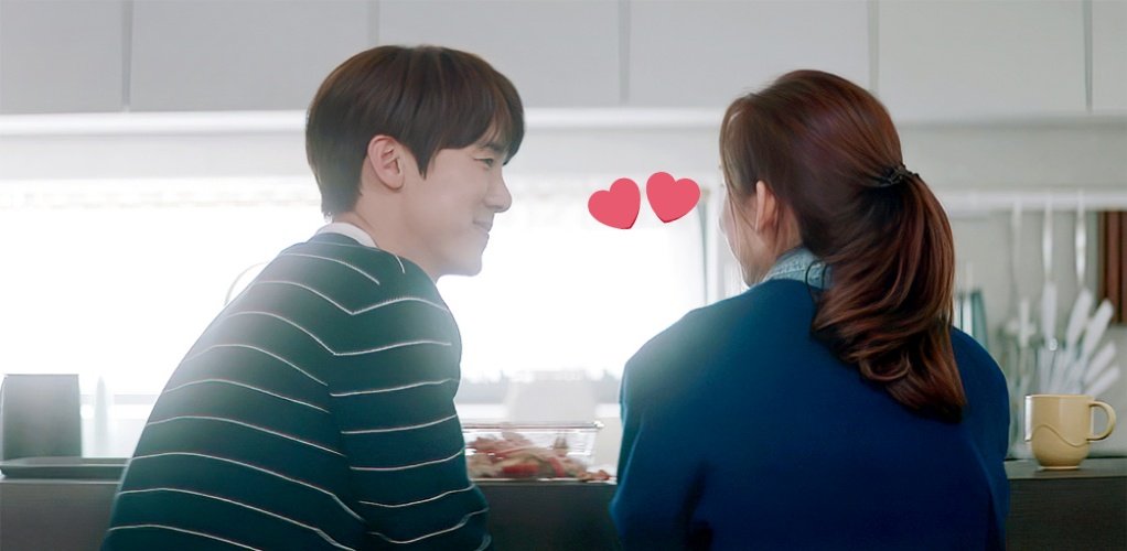 영상이 어디갔는지 안보여서 짤만 올리지만요..안정원이 뽀뽀 쪽 하고 겨울이가 히힛 하는 거 꼭 들어주세요 다들..🥺 겨울이 광대뽈록이 보이시나요🤦‍♀️ 뽀뽀 해줬더니 배시시 웃는 연하 여자친구라니..안정원 장친놈 될만함