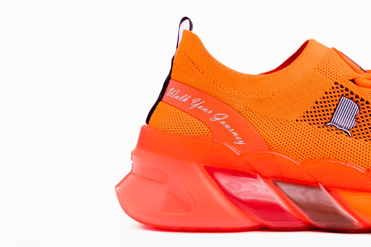 bathu_africa's tweet photo. Summer can never be complete without a pair of Bathu sneakers 

Make sure you get yourself a pair of the NEW ORANGE SKY EDITION 🍊 

Now available online and selected stores. 

#BakeneKaBathu 
Shop: https://t.co/9Ue4KJ5n8h https://t.co/gI8eW9C0yT